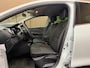 Renault Clio 0.9 TCe Limited * 1e Eig / Navigatie / Cruise control / LED / LM Velgen / NL Auto *