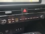 Kia EV6 Light Edition 63 kWh | Stoel en stuurverwarming | Navigatie | Adaptieve cruise control | Camera | Draadloos telefoonlader | Getinte ramen achter | Apple Carplay / Android Auto |