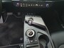 Kia EV6 Light Edition 63 kWh | Stoel en stuurverwarming | Navigatie | Adaptieve cruise control | Camera | Draadloos telefoonlader | Getinte ramen achter | Apple Carplay / Android Auto |