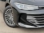 Volkswagen Passat Variant 1.5 eTSI 150pk Elegance | Alcantara | Head up | Camera | Dode hoek | Rijklaar