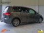 Volkswagen Touran 1.4 TSI Highline Business R-Line 7 persoons I Trekhaak I Carplay I Adap. cruise I 17" I Standkachel I Stuurverwarming I