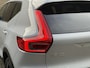 Volvo XC40 1.5 T4 Recharge 211pk Inscription | Leder | Adaptieve cruise | Pilot assist | Lane assist | Wegklapbare trekhaak | Navigatie | Apple CarPlay | LED | DAB | Elektrische achterklep | Stoelverwarming | Zwarte hemelbekleding