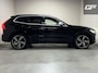 Volvo XC60 2.0 T8 Twin Engine AWD R-Design Luchtv. Pano H/K HUD 360°