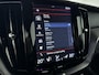 Volvo XC60 2.0 T8 Twin Engine AWD R-Design Luchtv. Pano H/K HUD 360°