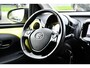 Toyota Aygo 1.0 VVT-i x-cite 5-deurs 69pk | Airconditioning | Zwarte lichtmetalen velgen | Dealer-onderhouden |