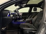 Mercedes-Benz A-klasse 250e AMG Pano, Cruise Control, Apple Carplay, Sfeerverlichting, Magno Grijs, Stoelverwarming, 2e Eigenaar