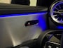 Mercedes-Benz A-klasse 250e AMG Pano, Cruise Control, Apple Carplay, Sfeerverlichting, Magno Grijs, Stoelverwarming, 2e Eigenaar