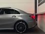 Mercedes-Benz A-klasse 250e AMG Pano, Cruise Control, Apple Carplay, Sfeerverlichting, Magno Grijs, Stoelverwarming, 2e Eigenaar