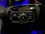 Mercedes-Benz A-klasse 250e AMG Pano, Cruise Control, Apple Carplay, Sfeerverlichting, Magno Grijs, Stoelverwarming, 2e Eigenaar