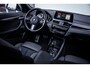 BMW X2 XDrive20i 178pk M-Sport I Blackpack I Trekhaak I 20'' I HuD I Camera I Sportstoelen