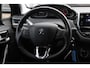 Peugeot 208 1.2 PureTech Signature 64.665 km! Navigatie / Parkeerhulp achter / 16'' / DAB / Bluetooth / Cruise Control