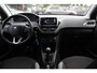 Peugeot 208 1.2 PureTech Signature 64.665 km! Navigatie / Parkeerhulp achter / 16'' / DAB / Bluetooth / Cruise Control