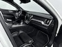 Volvo XC60 - 2.0 T8 Twin Engine AWD R-Design // LUCHTVERING // DEALERONDERHOUDEN //
