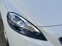 Volvo V40 T2 - 120pk Momentum | 121.000 km | Trekhaak Afnb. | Stoelverwarming | 1e eigenaar | Xenon |