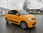 Renault Twingo 1.0i SCe Collection 75 PK. Slechts 13.000 KM !!! Gewoon een nieuwe auto !!
