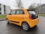 Renault Twingo 1.0i SCe Collection 75 PK. Slechts 13.000 KM !!! Gewoon een nieuwe auto !!