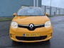 Renault Twingo 1.0i SCe Collection 75 PK. Slechts 13.000 KM !!! Gewoon een nieuwe auto !!