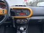 Renault Twingo 1.0i SCe Collection 75 PK. Slechts 13.000 KM !!! Gewoon een nieuwe auto !!
