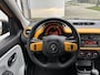 Renault Twingo 1.0i SCe Collection 75 PK. Slechts 13.000 KM !!! Gewoon een nieuwe auto !!