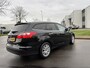 Ford Focus Wagon 1.0i EcoBoost Titanium 101 PK. Prachtige en zuinige auto van de tweede eigenaar !!! Distributieriem en waterpomp vervangen bij 147.000 KM !!