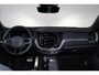 Volvo XC60 T8 Recharge AWD R-Design - Panorama/schuifdak - IntelliSafe Assist - Harman/Kardon audio - Adaptieve LED koplampen - Parkeercamera achter - Verwarmde voorstoelen, stuur & achterbank - Parkeersensoren voor & achter - Nappa Leder - Elektr. bedienb. voorstoelen met geheugen - Draadloze tel. lader - Extra getint glas - Elektr. inklapbare trekhaak - 19' LMV