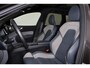 Volvo XC60 T8 Recharge AWD R-Design - Panorama/schuifdak - IntelliSafe Assist - Harman/Kardon audio - Adaptieve LED koplampen - Parkeercamera achter - Verwarmde voorstoelen, stuur & achterbank - Parkeersensoren voor & achter - Nappa Leder - Elektr. bedienb. voorstoelen met geheugen - Draadloze tel. lader - Extra getint glas - Elektr. inklapbare trekhaak - 19' LMV