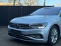 Volkswagen Passat Variant 1.5 TSI Business TREKHAAK - ACC - CAMERA - COMFORTSTOELEN