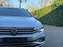 Volkswagen Passat Variant 1.5 TSI Business TREKHAAK - ACC - CAMERA - COMFORTSTOELEN