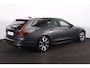 Volvo V90 T8 Recharge AWD Plus Dark - IntelliSafe Assist & Surround - 360º Camera - Harman/Kardon audio - Verwarmde voorstoelen, stuur & achterbank - Parkeersensoren voor & achter - Elektr. bedienb. voorstoelen met geheugen - Extra getint glas - 19' LMV
