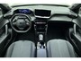 Peugeot 2008 1.2 Hybrid 145 Allure | Climate & Cruise Control | Parkeersensoren voor + achter | AppleCarplay/Android Auto |