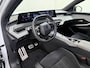 Peugeot 3008 136pk Hybrid GT | 1ste eigenaar | LEER/Alcantara | Navigatie | Elektrische achterklep | 360 Camera | Stoelverwarming | AppleCarplay/Android | Full LED koplampen | AUTOMAAT