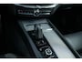 Volvo XC60 2.0 T6 Plug-in hybrid AWD R-Design 350 PK|Pano|Trekhaak