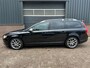 Volvo V70 2.0T 203PK R-Edition Trekhaak / Navigatie / Xenon