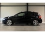 Volkswagen Golf 1.5 eTSI R-Line Pano Carplay Sfeer IQ Light