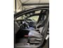 Volkswagen Golf 1.5 eTSI R-Line Pano Carplay Sfeer IQ Light