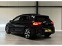 Volkswagen Golf 1.5 eTSI R-Line Pano Carplay Sfeer IQ Light