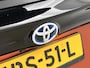 Toyota Yaris 1.5 Hybrid Executive Bi-Tone | Stoelverwarming | LED | Navigatie |