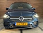 Mercedes-Benz B-klasse 180 Business Solution AMG | Pano | Alcantara | 18' inch | DAB | Navigatie | Camera