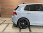 Volkswagen Golf 1.5 eTSI Style | Black Edition | Massagestoel | DAB | 18' inch | Navigatie | Adaptive Cruise | Velours