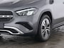 Mercedes-Benz GLA 250 e PLug-In Hybride Edition Progressive Line | Panorama Schuif-Kanteldak | Sfeerverlichting | Distronic | Parkeerpakket met 360°-camera. Inclusief 24 maanden MB Certified garantie voor Europa.