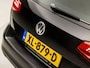 Volkswagen Passat Variant 1.4 TSI ACT Highline 150Pk Automaat (APPLE CARPLAY, GROOT NAVI, CLIMATE, STOELVERWARMING, KEYLESS, SPORTSTOELEN, GETINT GLAS, TREKHAAK, ADAPTIVE CRUISE, NIEUWE APK, NIEUWSTAAT)