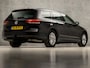 Volkswagen Passat Variant 1.4 TSI ACT Highline 150Pk Automaat (APPLE CARPLAY, GROOT NAVI, CLIMATE, STOELVERWARMING, KEYLESS, SPORTSTOELEN, GETINT GLAS, TREKHAAK, ADAPTIVE CRUISE, NIEUWE APK, NIEUWSTAAT)