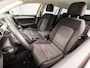 Volkswagen Passat Variant 1.4 TSI ACT Highline 150Pk Automaat (APPLE CARPLAY, GROOT NAVI, CLIMATE, STOELVERWARMING, KEYLESS, SPORTSTOELEN, GETINT GLAS, TREKHAAK, ADAPTIVE CRUISE, NIEUWE APK, NIEUWSTAAT)