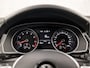 Volkswagen Passat Variant 1.4 TSI ACT Highline 150Pk Automaat (APPLE CARPLAY, GROOT NAVI, CLIMATE, STOELVERWARMING, KEYLESS, SPORTSTOELEN, GETINT GLAS, TREKHAAK, ADAPTIVE CRUISE, NIEUWE APK, NIEUWSTAAT)