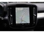 Volvo XC40 2.0 B4 Plus Dark | Adaptieve Cruise + Pilot Assist | Elek. Trekhaak | Stoel & Stuurverwarming | Elek. Stoelen + Geheugen | Parkeer Camera | Elek. Achterklep | Google | Keyless Entry