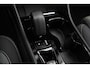 Volvo XC40 2.0 B4 Plus Dark | Adaptieve Cruise + Pilot Assist | Elek. Trekhaak | Stoel & Stuurverwarming | Elek. Stoelen + Geheugen | Parkeer Camera | Elek. Achterklep | Google | Keyless Entry