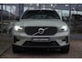 Volvo XC40 2.0 B4 Plus Dark | Adaptieve Cruise + Pilot Assist | Elek. Trekhaak | Stoel & Stuurverwarming | Elek. Stoelen + Geheugen | Parkeer Camera | Elek. Achterklep | Google | Keyless Entry