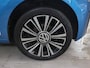 Volkswagen Up! 1.0 BMT high up! Winter Stoelverwarming / Parkeersensoren / Bluetooth / Airco / El. ramen en Spiegels