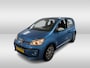Volkswagen Up! 1.0 BMT high up! Winter Stoelverwarming / Parkeersensoren / Bluetooth / Airco / El. ramen en Spiegels