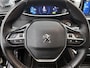 Peugeot e-208 EV Allure 50 kWh 136pk Automaat | ACCU 92,2% | 1ste Eigenaar | Glazen Dak | Adaptieve Cruise Control | Navigatie | Climate Control | 16" LMV | Apple Carplay/Android Auto |